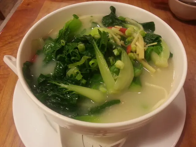 份量好多既雜菜湯伊麵