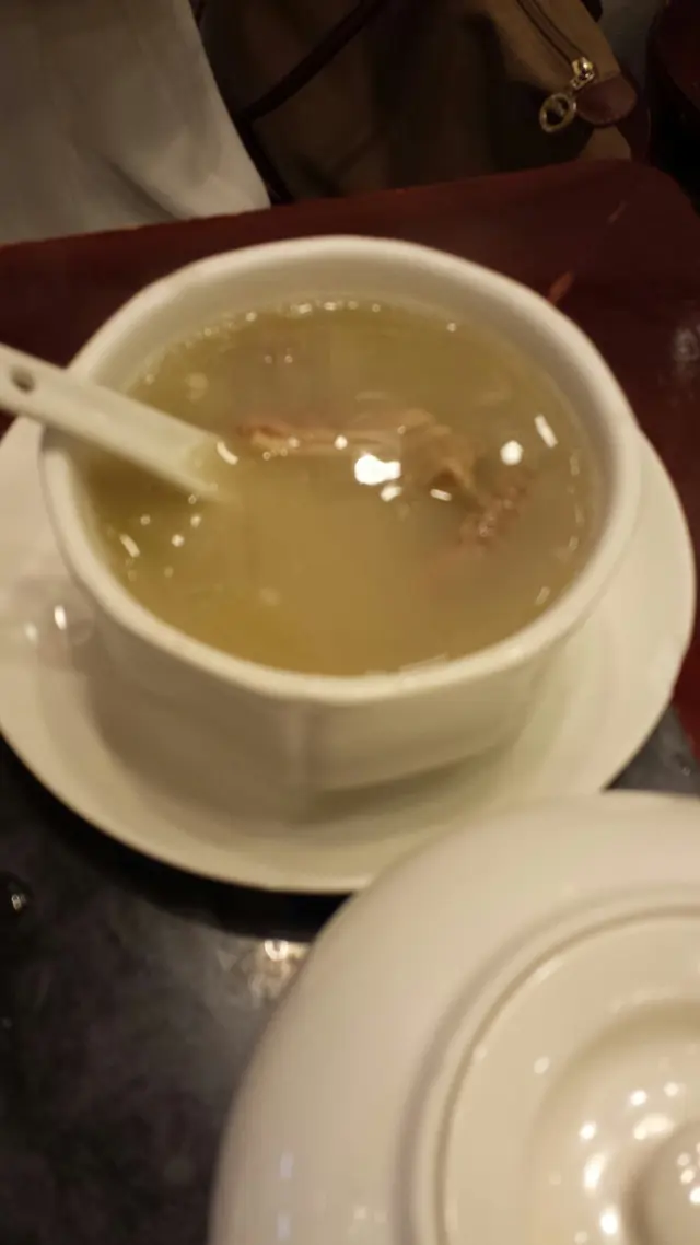 淡而無味，一啲胡椒味都無