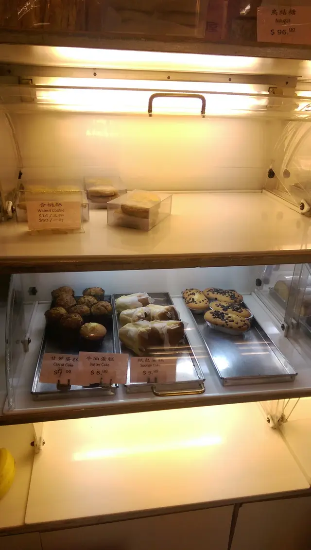 麵包架上選擇只有寥寥可數!