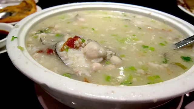 潮州蠔仔肉碎粥