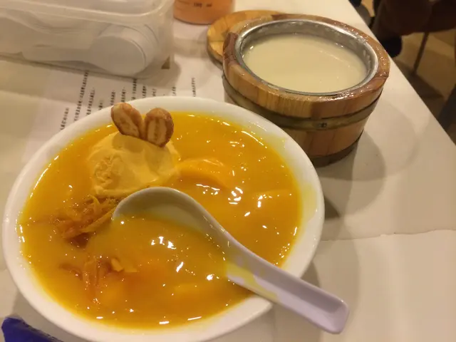 木桶即撞豆腐花