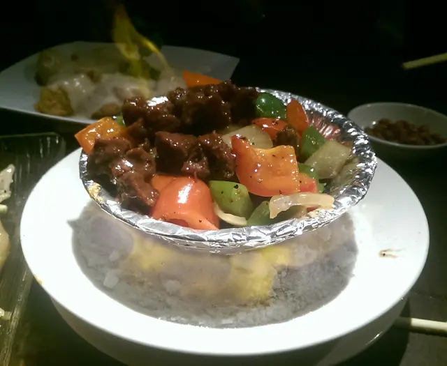 味道一般，但賣相精彩>ω< 你無睇錯，真係有火響度燒緊 ㊣