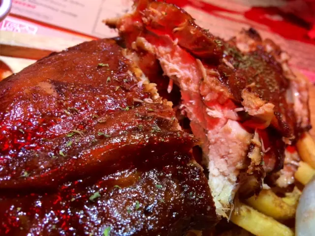 煙燻燒烤豬仔排骨 ($148)