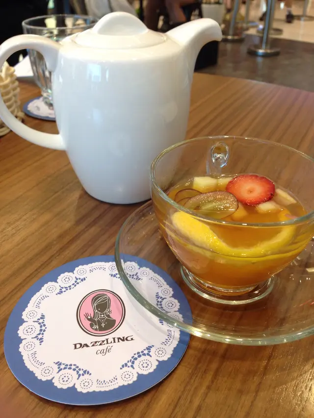 朋友order的，不過一壺可以倒出四杯，而且倒出來的時候，散發香甜味道。