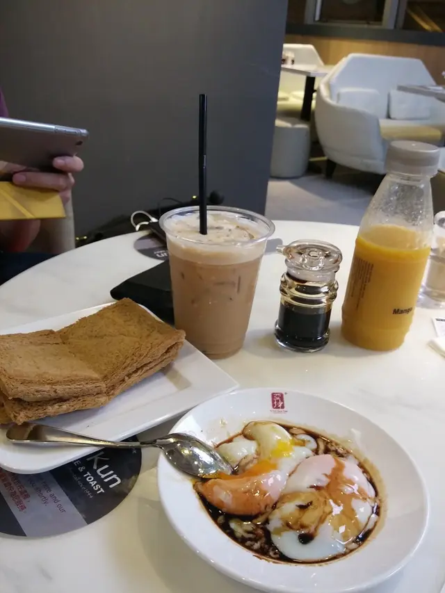 送既芒果汁同吐司餐