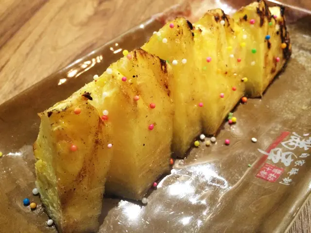 菠板糖 ($15)