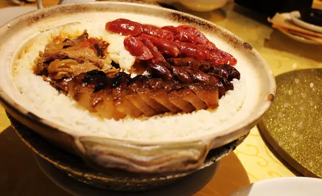 臘味煲仔飯