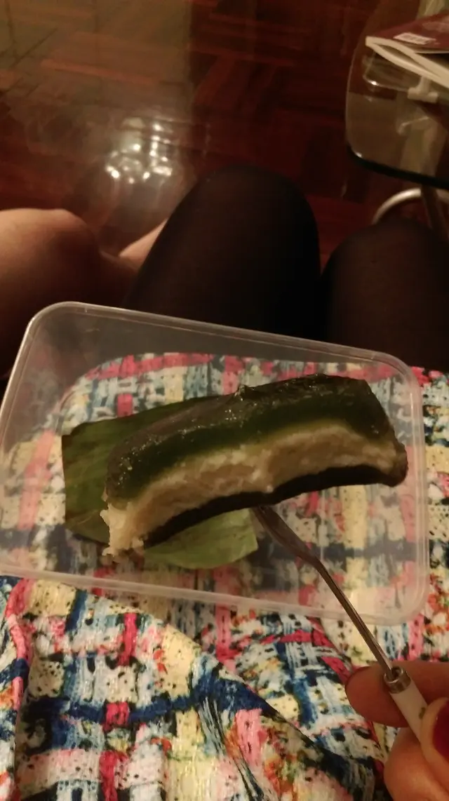 中間夾住綠豆蓉，有特色，又有咬感。