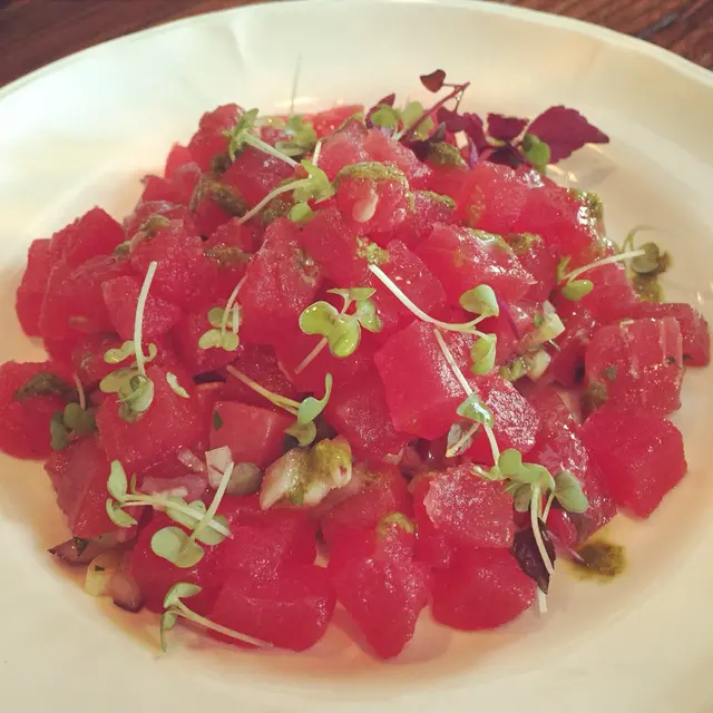Marinated raw yellowfin tuna /compressed watermelon / soy sauce / basil vinaigrette 