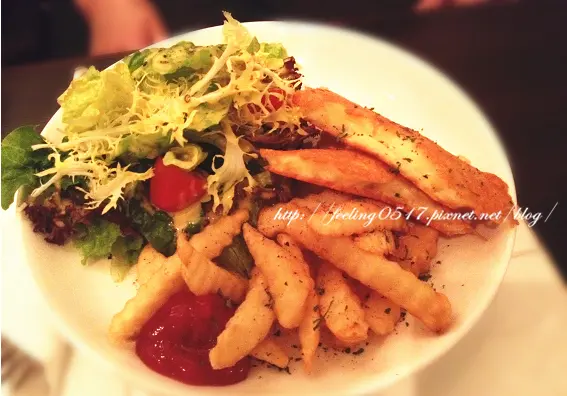 份量也不多,似乎當晚餐有點不足