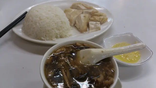 套餐: 白切(或海南)雞飯+蛇羹 $82