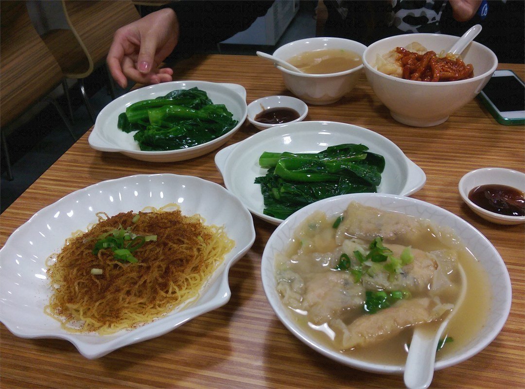 贊好 贊好 燕皮餃,蝦子面,雲吞炸醬麵