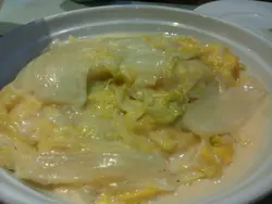 很豐富的奶油汁，很香的奶油味，唯一可惜是沒有金華火腿。