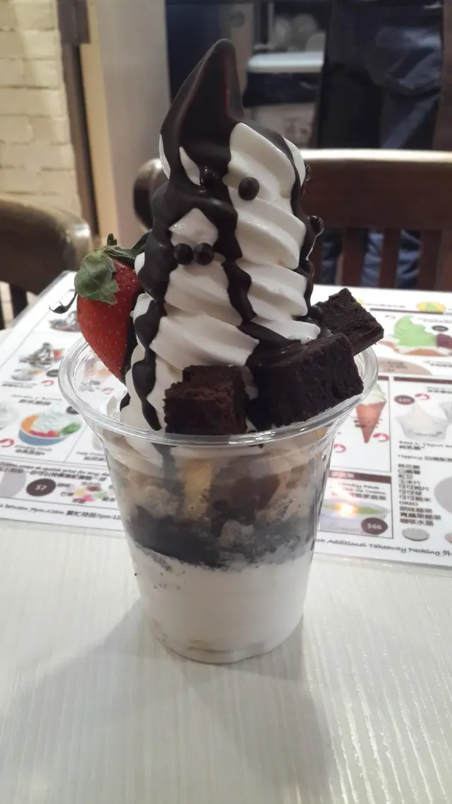 朱古力乳酪芭菲