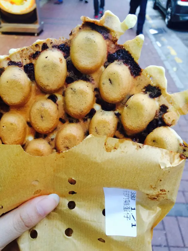 粒粒朱古力雞蛋仔