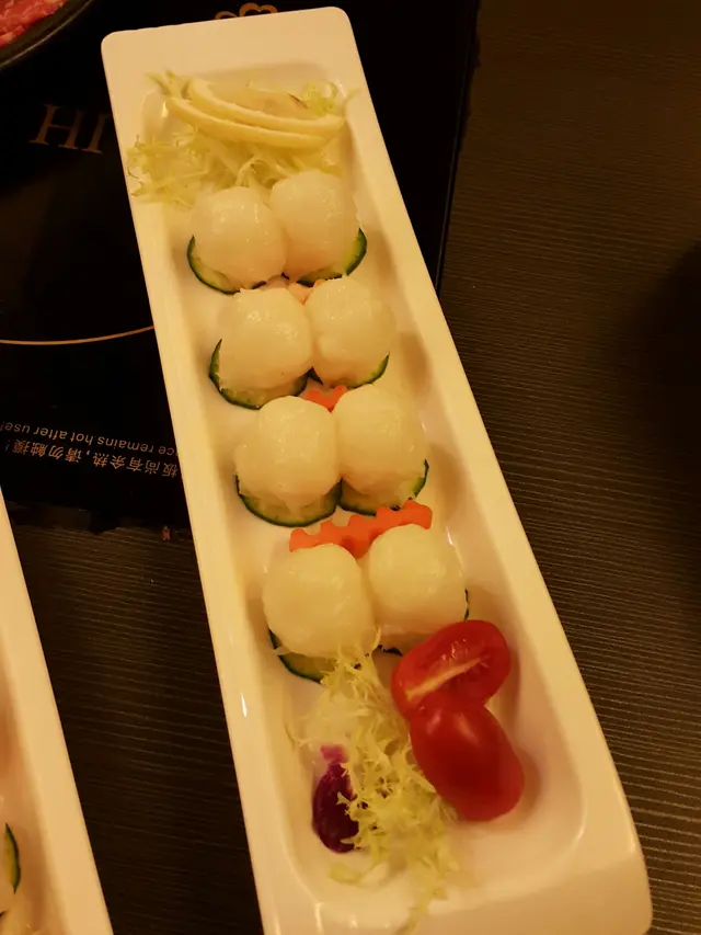 自家製手打芝士鮮蝦丸