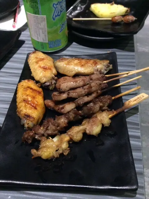 燒雞翼,燒牛舌同雞軟骨