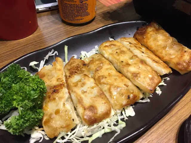 雞軟骨餃子