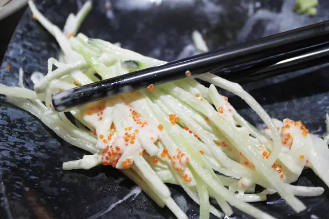 差D打左做青蛙沙律..