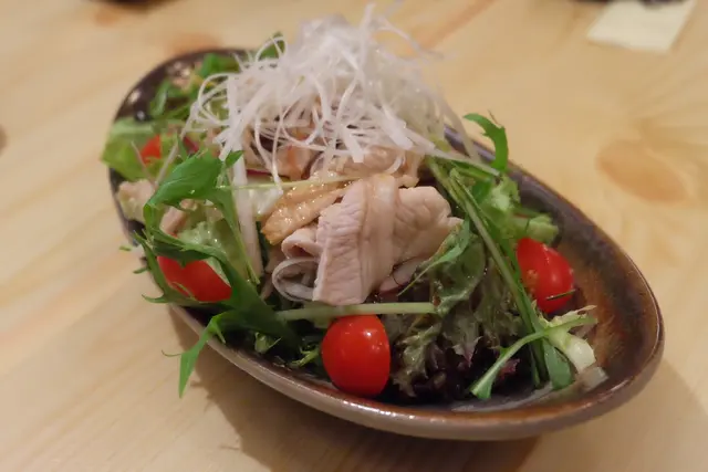 在來黑豚肉沙律