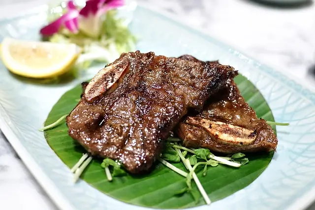 泰式牛仔骨