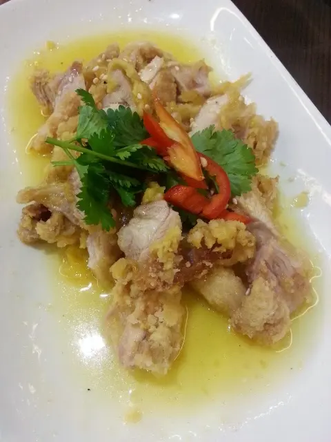 醬汁終於唔係螢光色,更是清香解膩