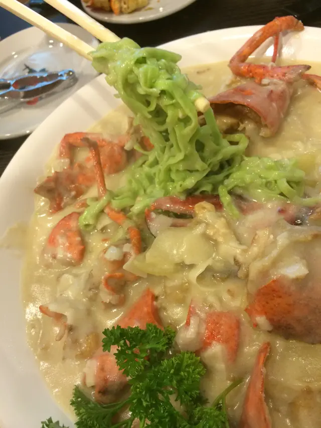 椰子龍蝦波菜麵