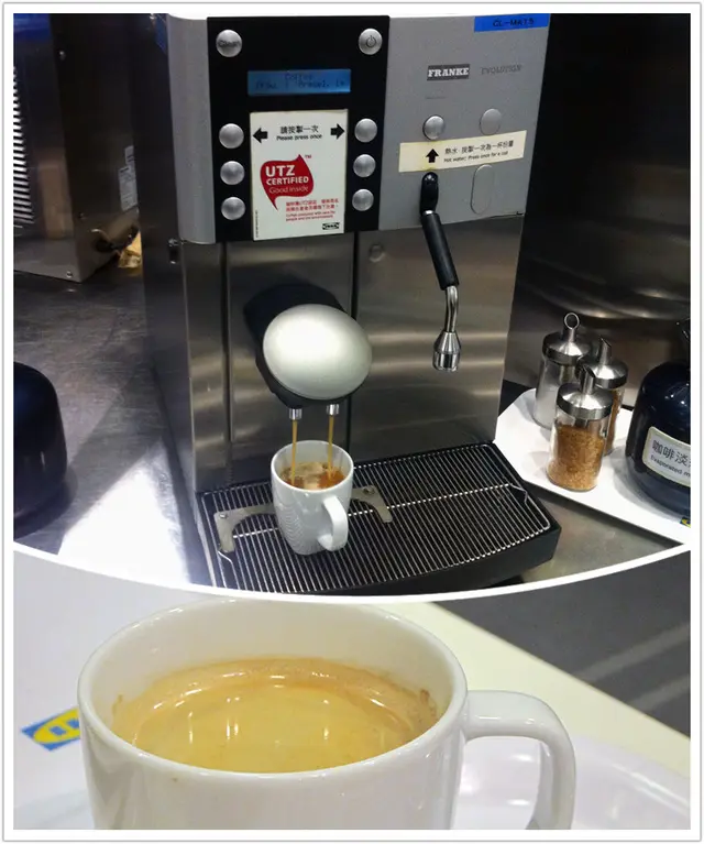 輕輕一按,香濃咖啡便煮好了