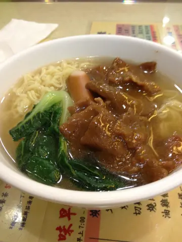 芝士肠、沙爹牛肉面