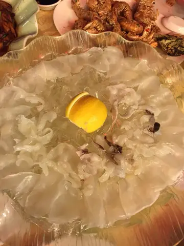 大尾鱿刺身