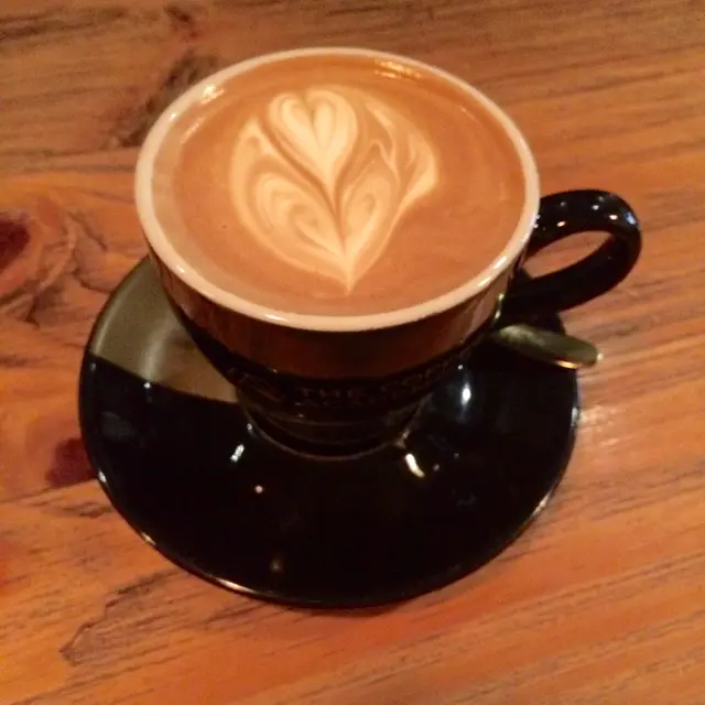 朋友個杯大過我ge Agave Pepper Latte...但係人地仲平D =(