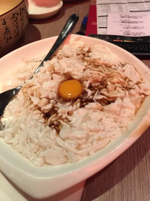 可唔可以唔好幫我加醋呢😑撈完蛋黃變埋汪洋澤國..但係碟野都係冇味架下..