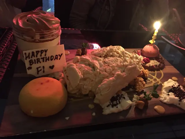 生日order的甜點，很有驚喜，眼見的味道跟吃進去的味道是不一樣的