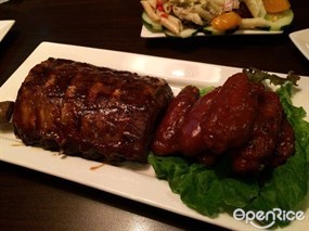 Ribs and Wings - 荃灣的Ruby Tuesday