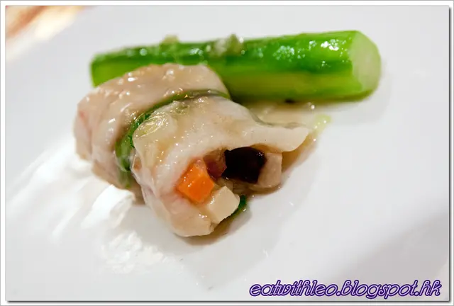 翡翠油泡生魚卷