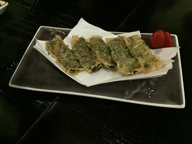 自家制腐皮餃子