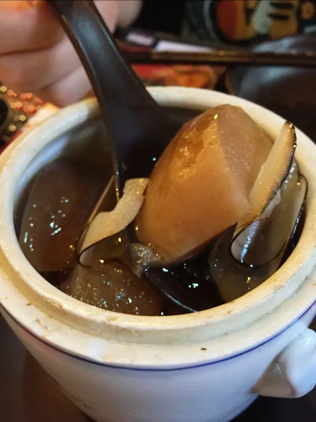 是日燉湯—川貝雪梨燉海底椰