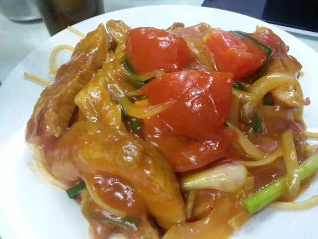豬扒意粉,豬扒多,但味道一般,中上分數