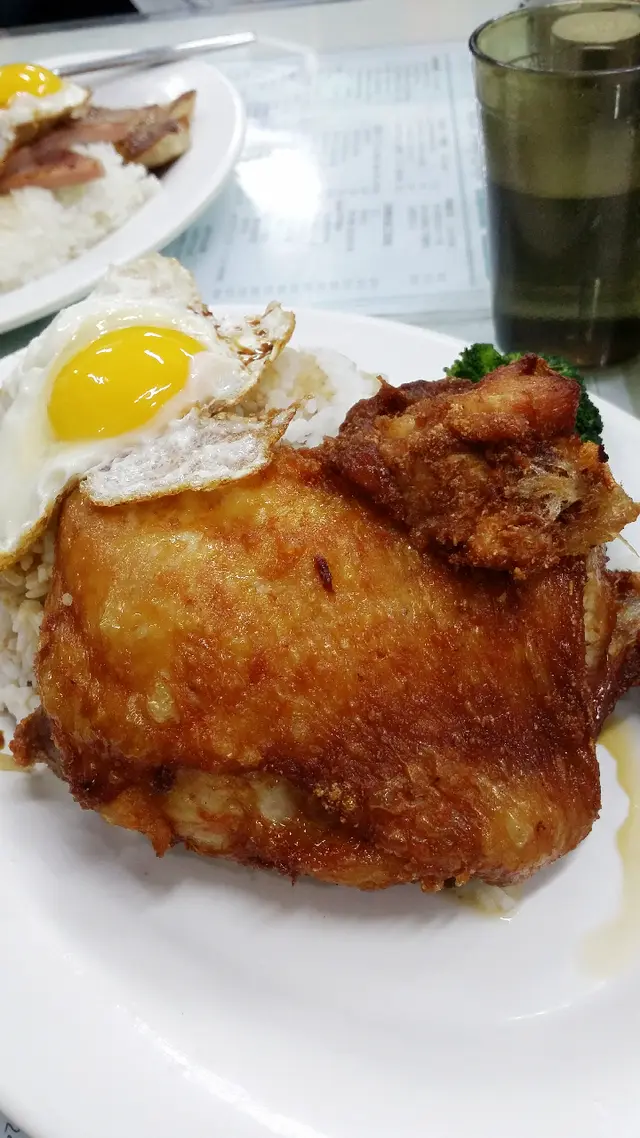 生炸無敵大雞脾太陽蛋飯