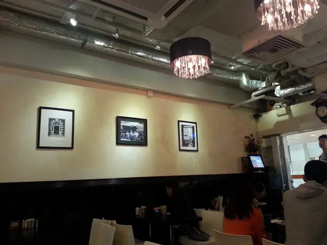 這是其中一邊店面, 也很寬敞