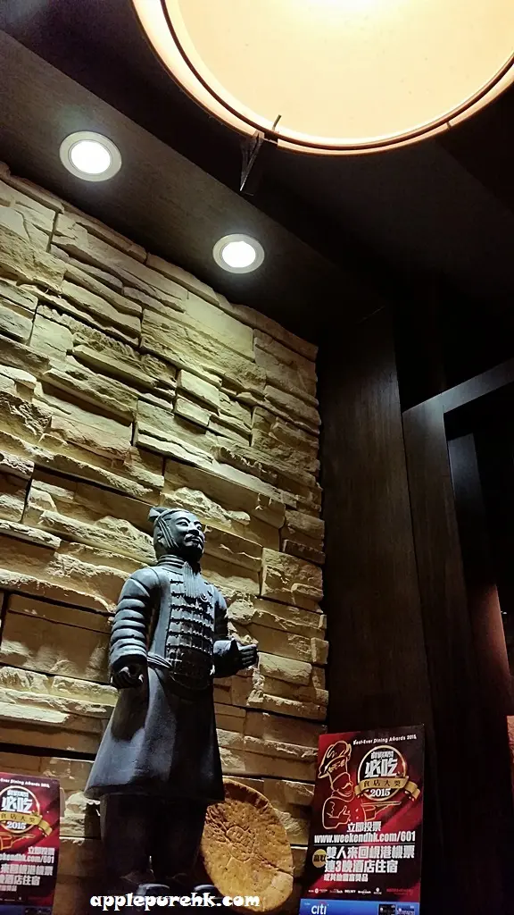 看着這些兵馬俑,你又會想起多少西安秦始皇之歷史?