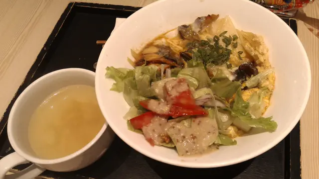 滑蛋鰻魚丼