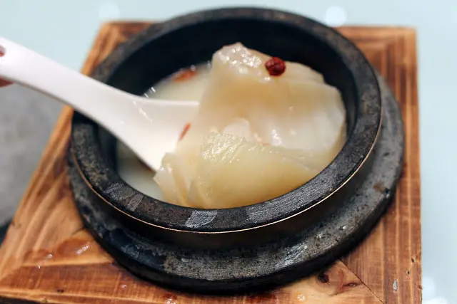 鯊魚骨湯花膠湯