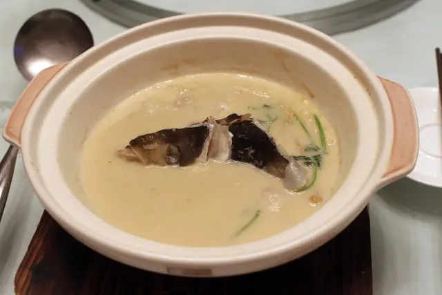 川芎白芷魚頭湯