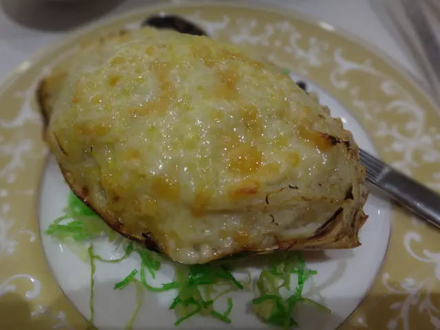 釀焗鮮蟹蓋（$128/位）