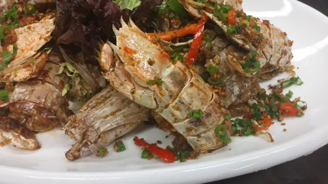 椒鹽的香辣鹹惹坐陣，讓人想飽嚐每分美味
