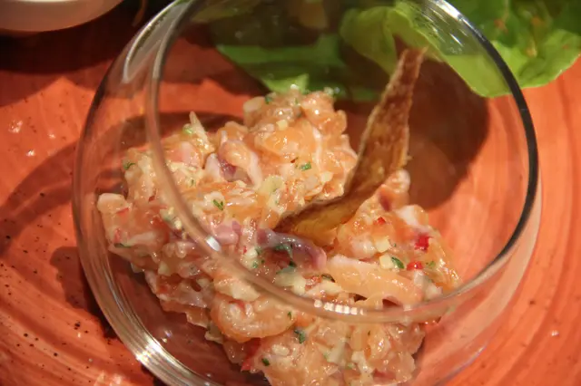 薑味三文魚他他