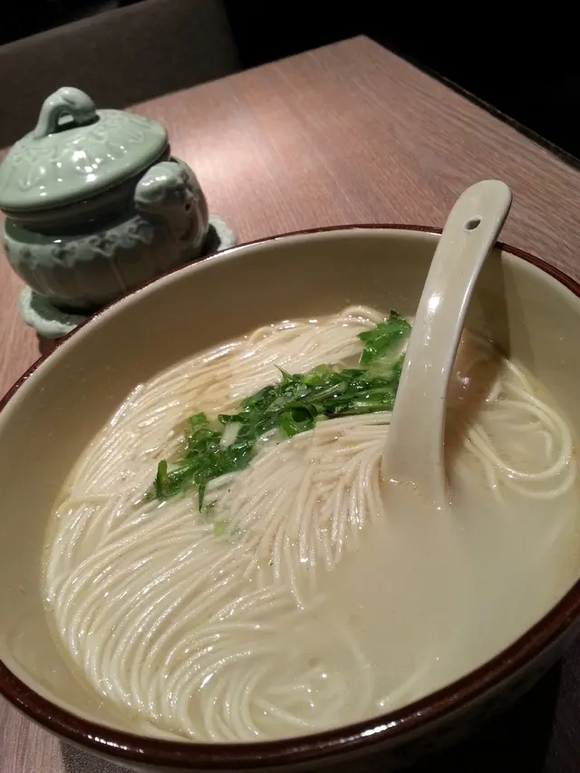 麪與葱茜的組合