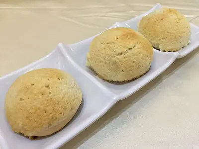 雪山菠蘿叉燒包