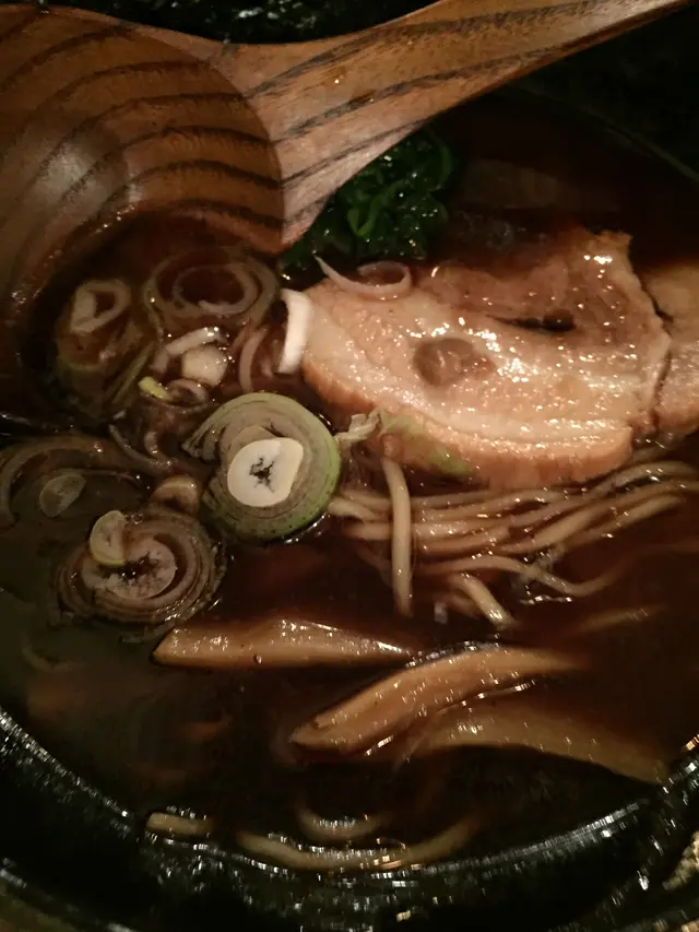 無層次的湯麵, 味精超重...重要呢個價錢...